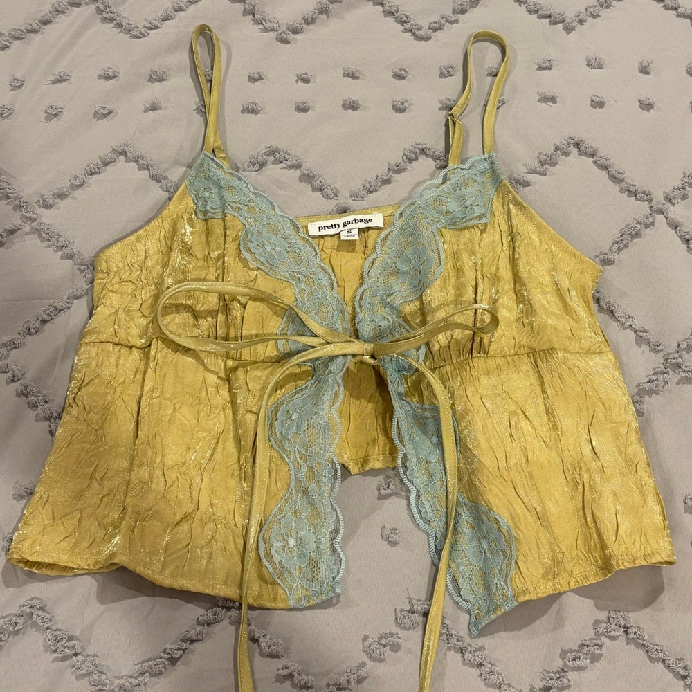Boutique Yellow Lace-Trim Cami Top